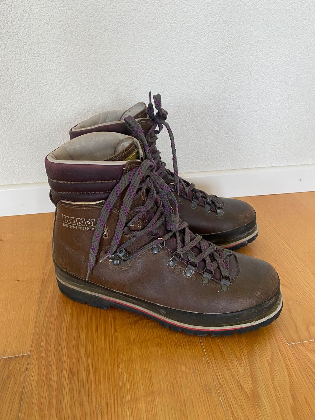 Meindl Herrenschuhe: MEINDL WANDERSCHUHE TOP ZUSTAND – Gebraucht aus Zürich von Fashionparade