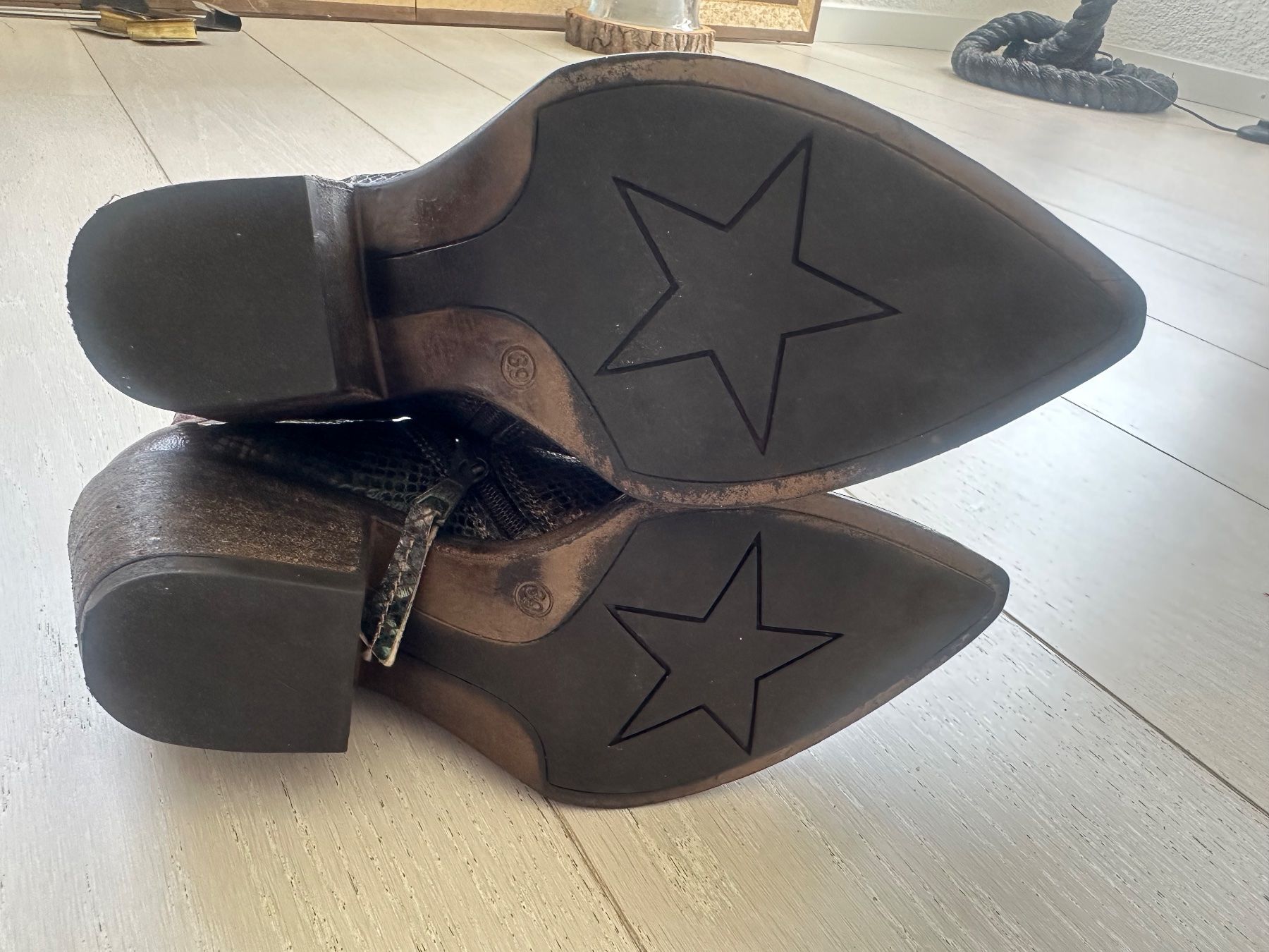 Scarpe da donna: MJus cool Cowboy leather boots size 39 – Usato da Wollerau venduto da bod_25yw 8
