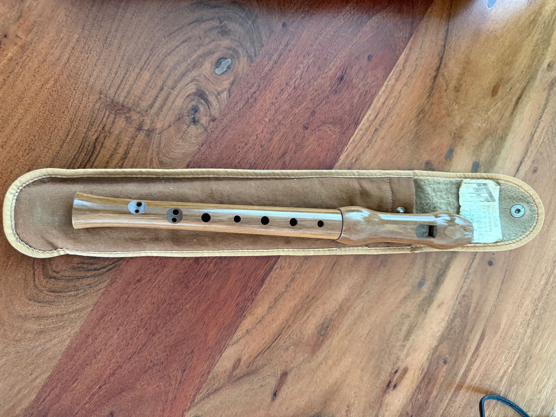 Instruments de musique: H.C. FEHR Blockflöte mit Etui Holz – D'occasion à Stein am Rhein par splashed10