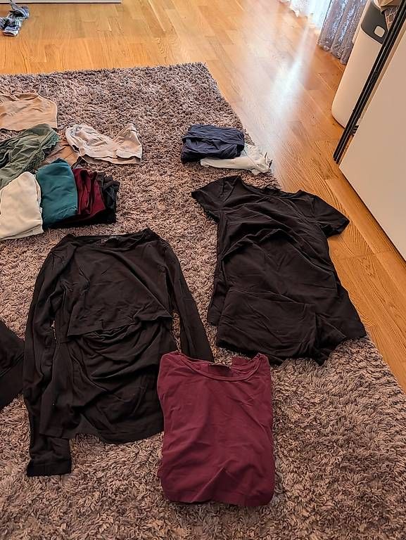 Lotti di vestiti: Umstandskleider – Usato da St. Gallen venduto da Alesha_Shop 3