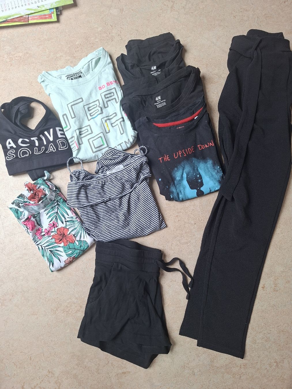 Lotti & Set di vestiti: Mädchen Kleiderpaket Gr. 146/152 - Sommer – Usato da Klingnau venduto da vollmond36