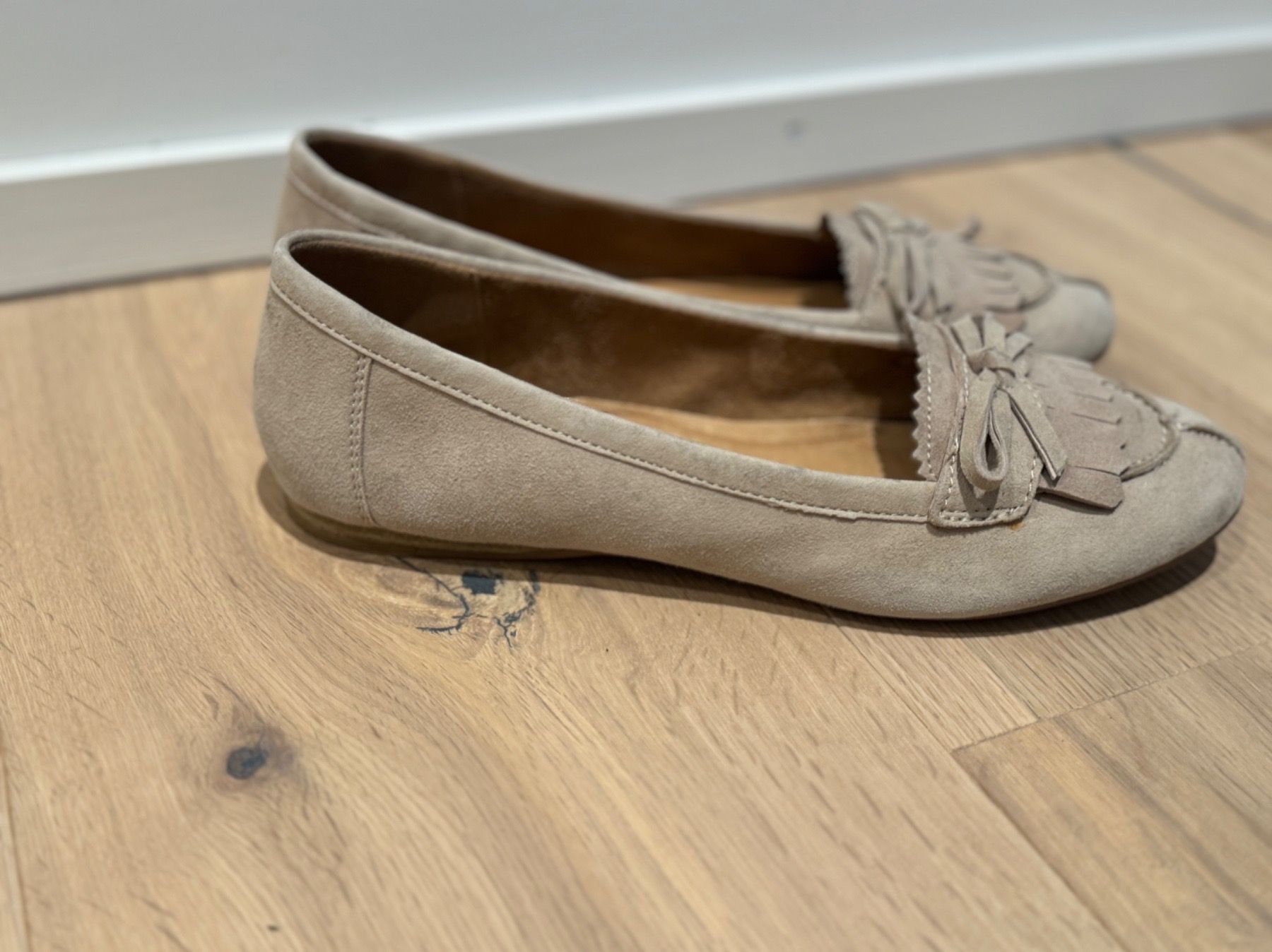 Tamaris Scarpe da donna: Tamaris Halbschuhe / Ballerinas - Grösse 39 – Nuovo (secondo la descrizione) da Adlikon b.Regensdf venduto da julio_duenas 1