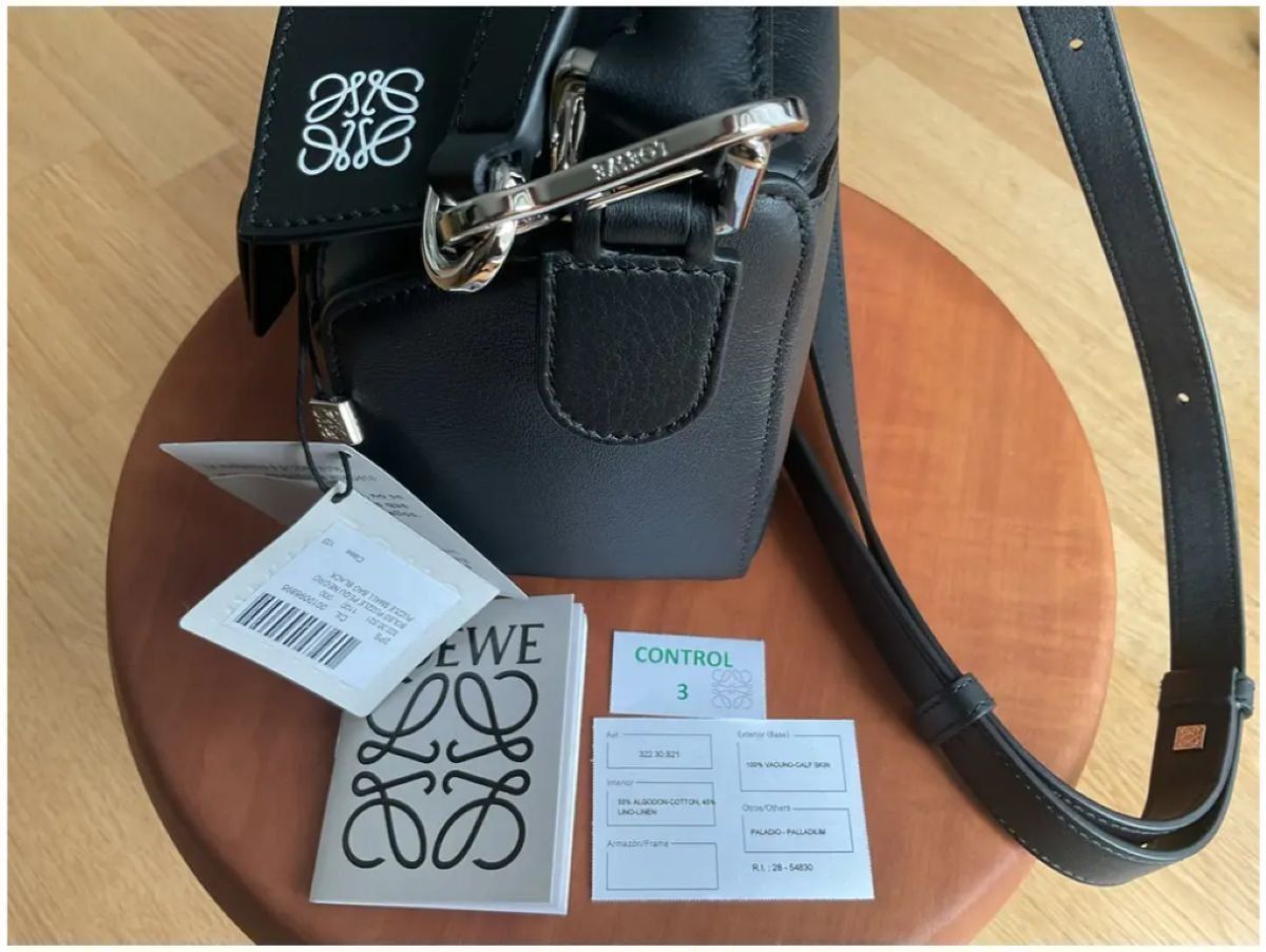 Loewe Borse da donna: LOEWE Puzzle Handtasche (Klein) – Nuovo e nell'imballaggio originale da Dättwil AG venduto da nil_2rcc 2