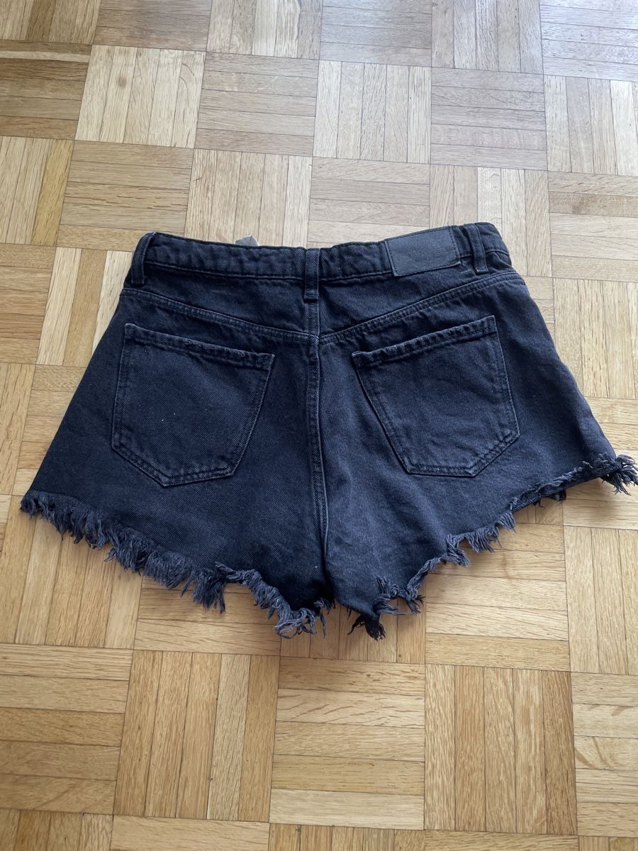 Jeans: DENIM pantaloncini – Gebraucht aus Losone von Chanty1970 1