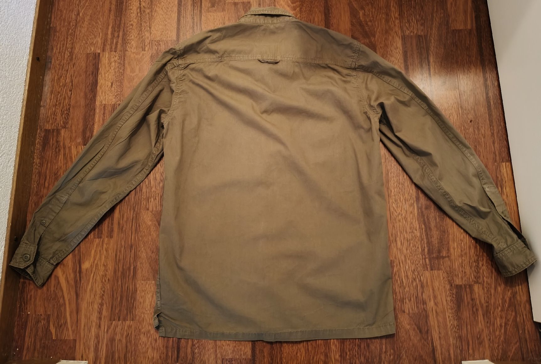 Pull&Bear Camicie: Chemise Pull&Bear élégante vert kaki taille M  – Usato da Crassier venduto da kolakao 1