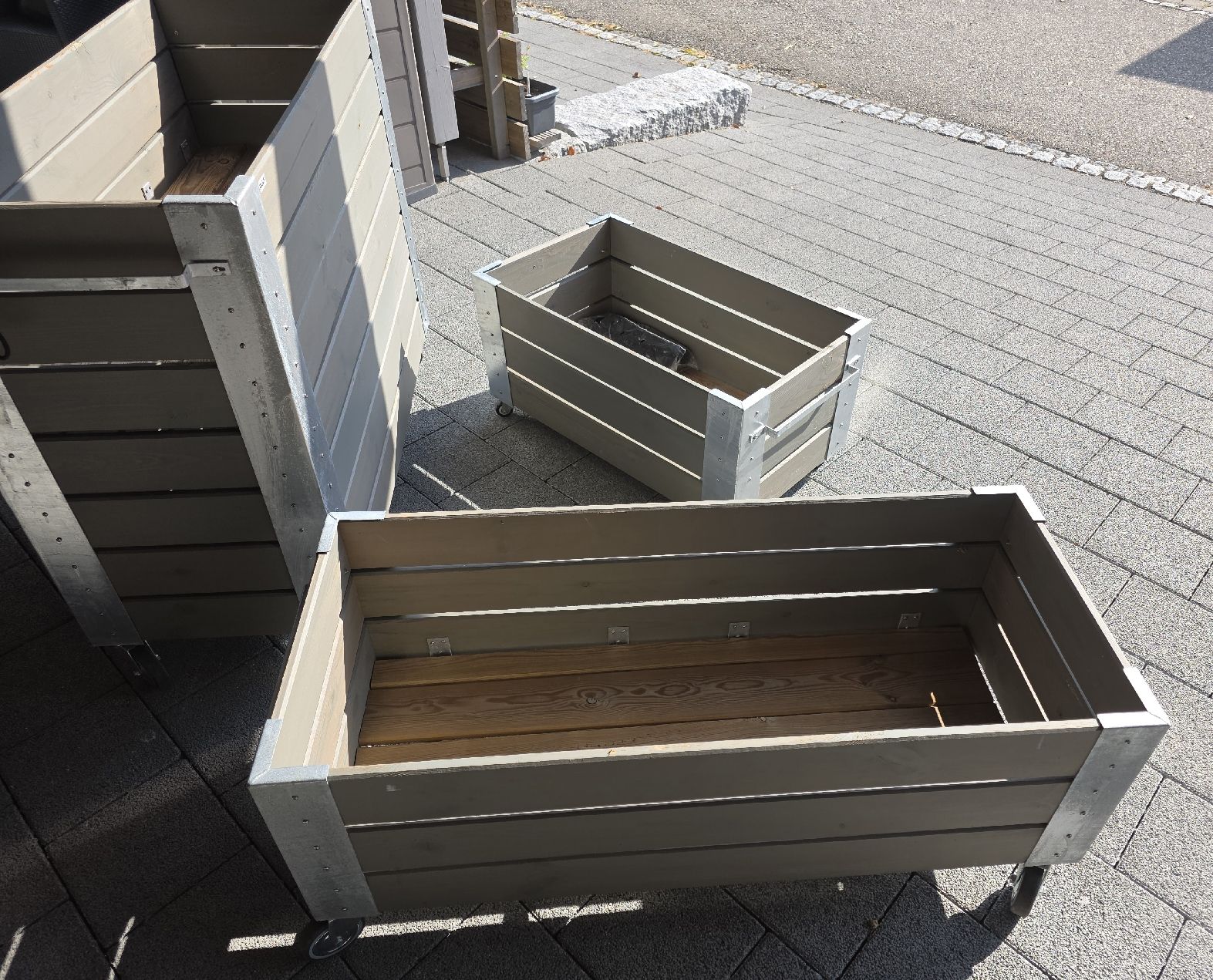 Blumentöpfe: 3 Stk Holz Blumentrog Blumentopf Pflanzkiste – Neu (gemäss Beschreibung) aus Oensingen von Adrian5224 7