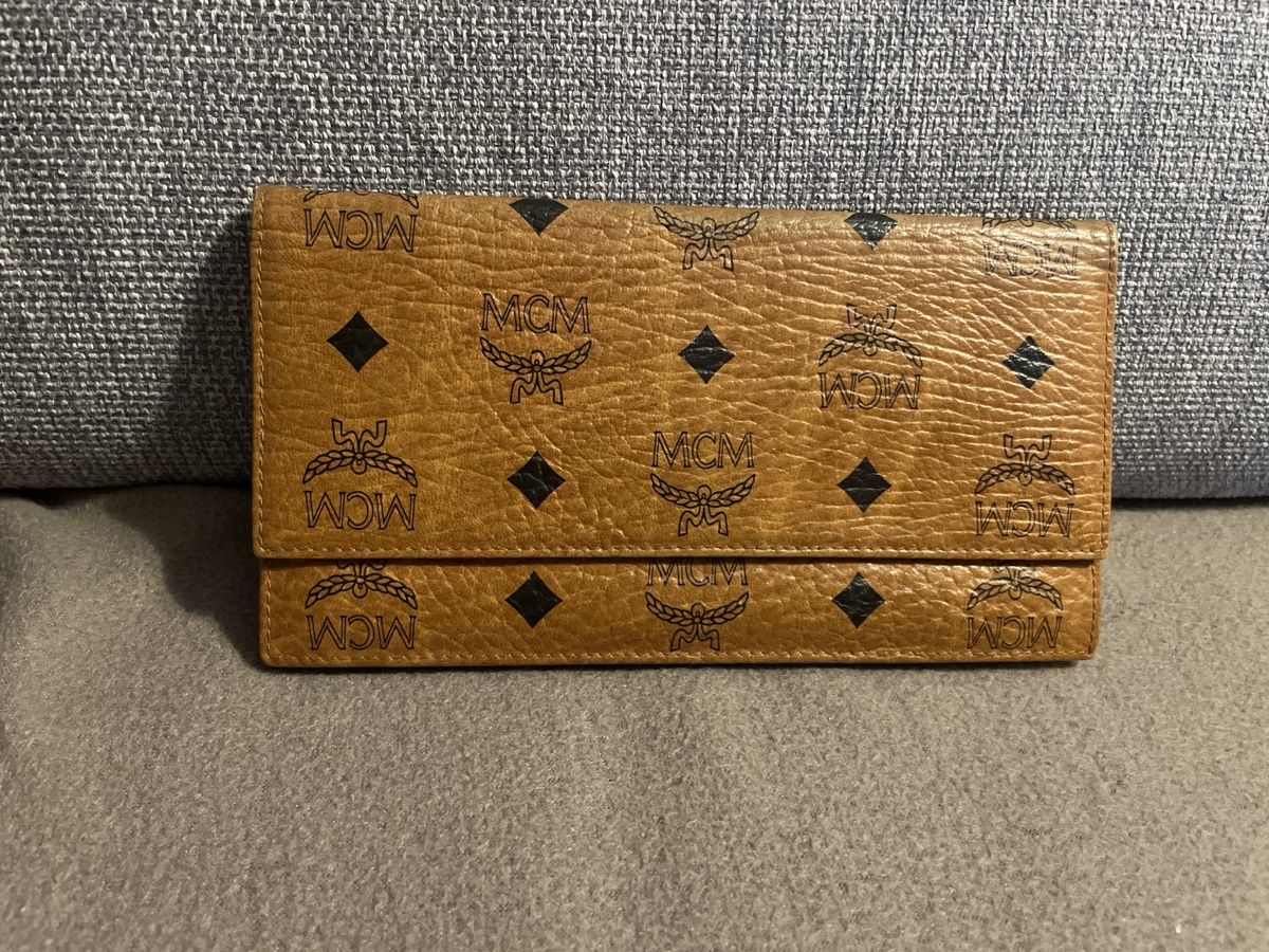 Mcm Portemonnaies: MCM Geldbörse Cognac monogram braun  – D'occasion à Dietikon par giu_9dsn