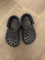 Crocs Grösse C9 (EU 25/26) blau, guter Zustand