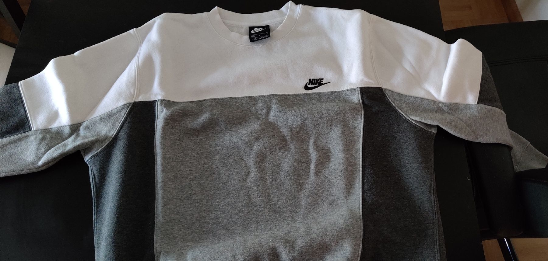 Nike Maglioni & Felpe: Nike Pullover (M) – Usato da Riehen venduto da Jeronimo8