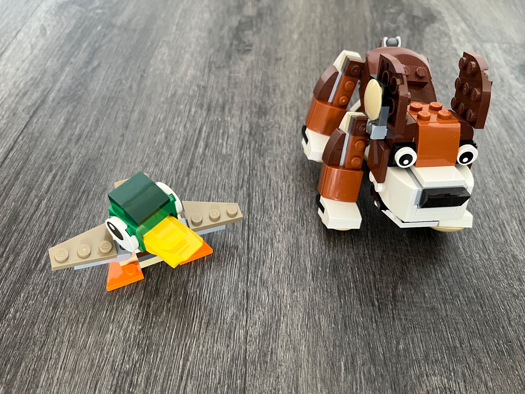 Lego Kit di costruzioni: Hund von LEGO Creator Set 31044 Parktie – Usato da La Plaine venduto da sil4555 2