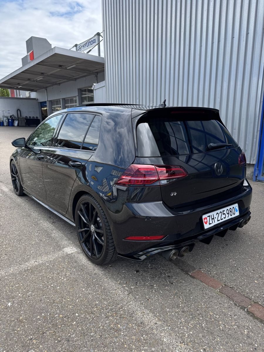 VW Automobili: Golf 7.5 R 4Motion – Usato da Stäfa venduto da jaguar8712 3
