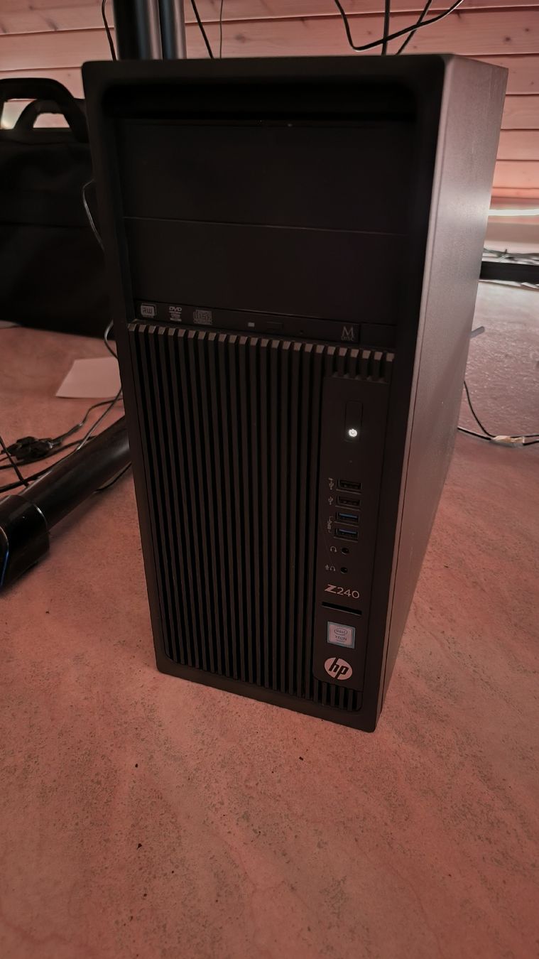 Hewlett Packard PC: HP Z240 Workstation ab 1 Franken – Usato da Bürglen TG venduto da bluu