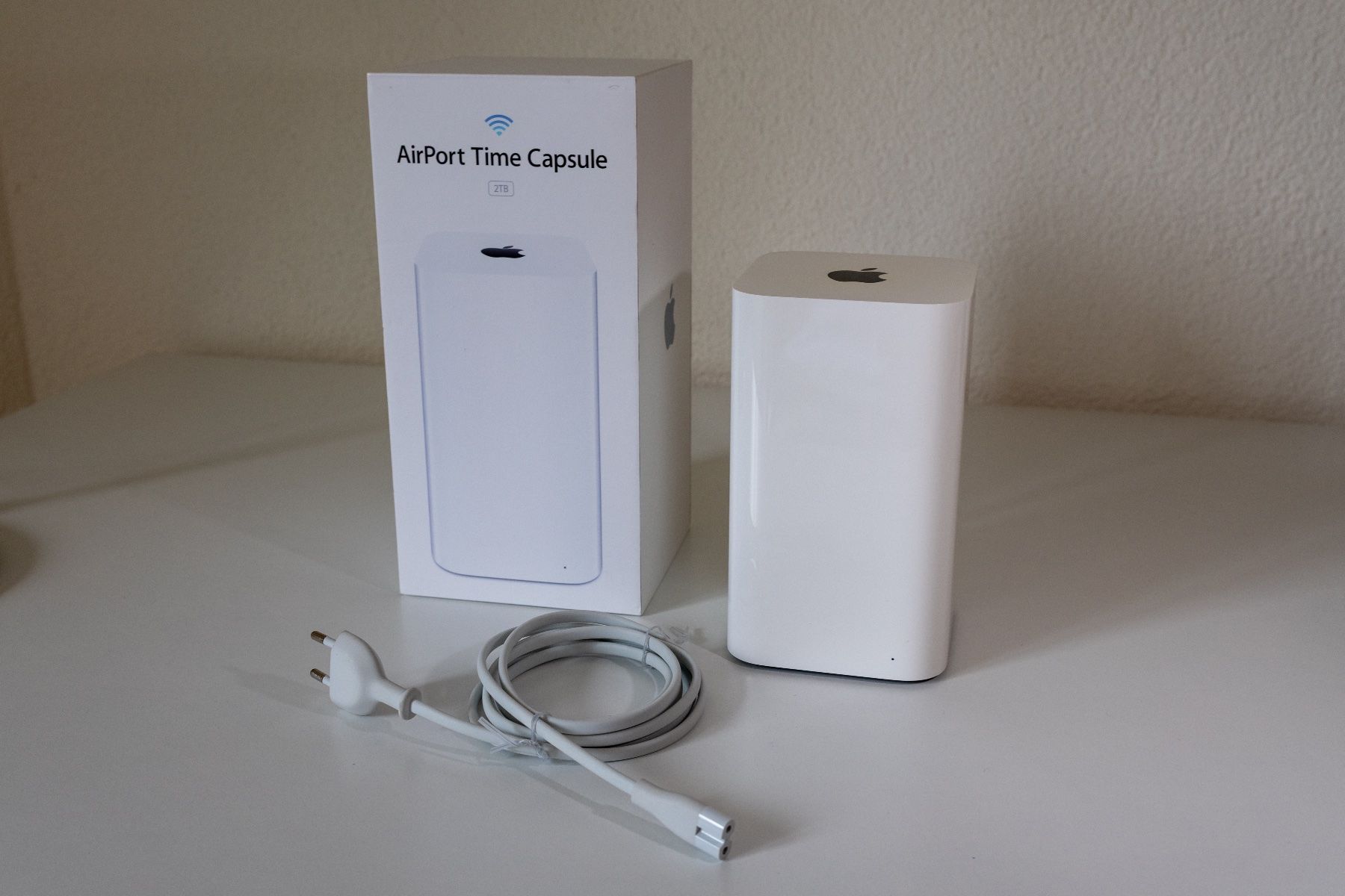 Apple AirPort Time Capsule 2TB (Gebraucht) in Adliswil für CHF 49 – mit ...