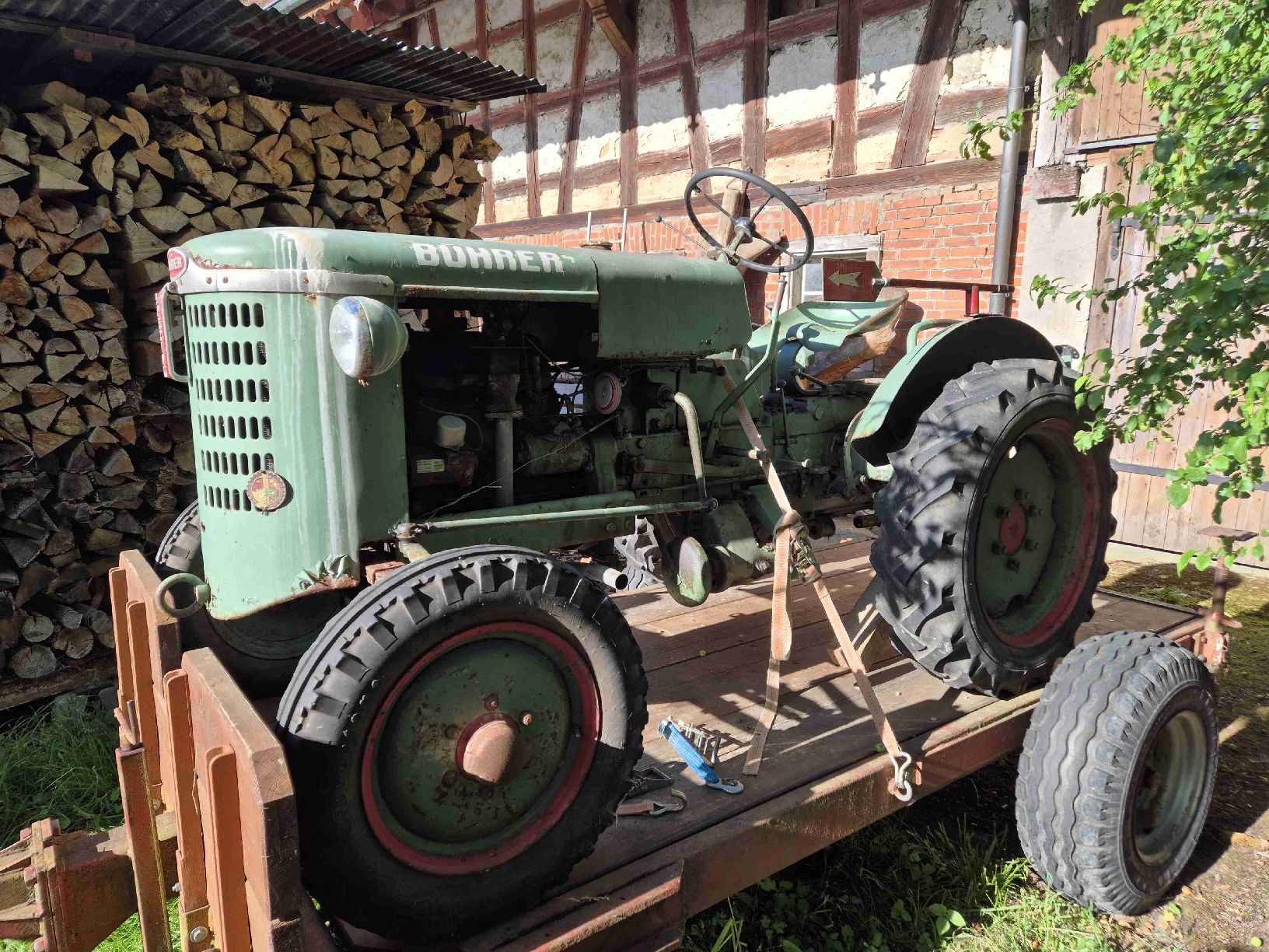 Bührer Tracteurs: Traktor Bührer Typ 304 – D'occasion à Ennetbaden par Blautom79