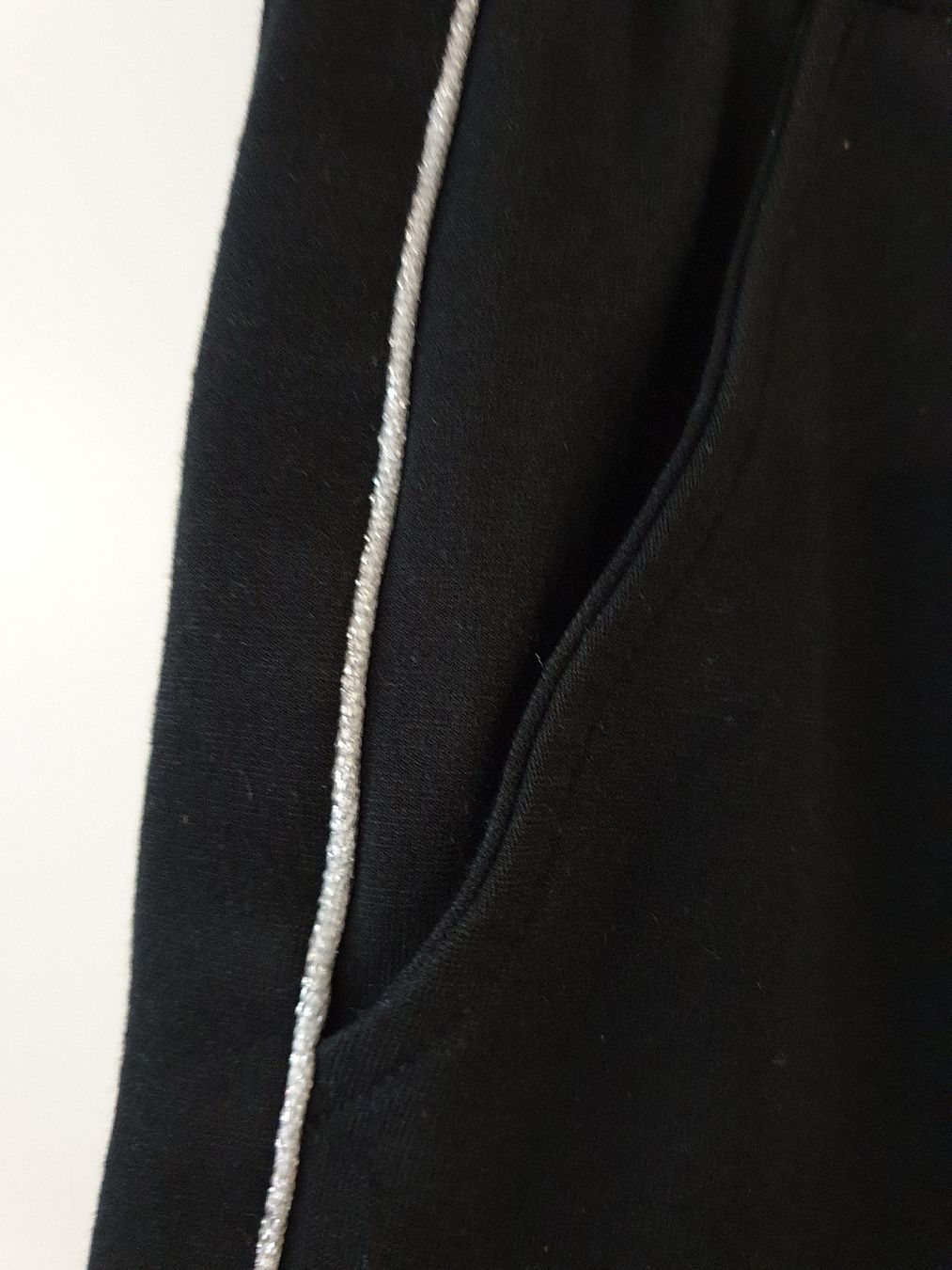 H&M Lotti & Set di vestiti: Kleid und Hose Gr.152 – Usato da Leuggelbach venduto da Schreiner21 1
