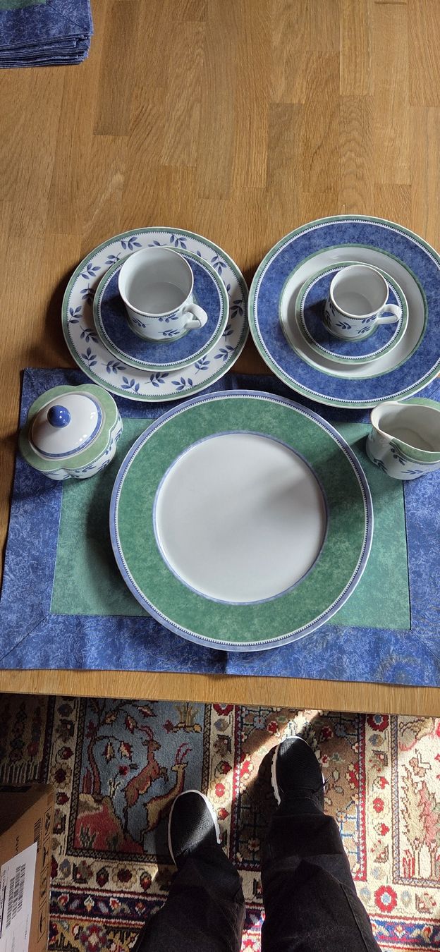 Villeroy & Boch Set di piatti: Geschirr Villeroy & Boch – Usato da Laufen venduto da isa_2742