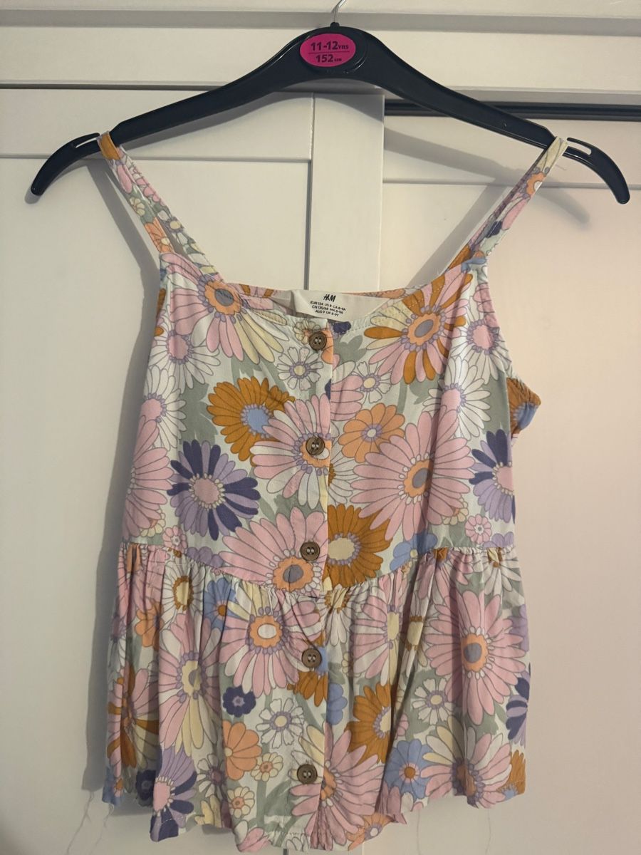 H&M Lotti & Set di vestiti: Set H&M Grösse 134 – Usato da dietikon venduto da nrizzo26