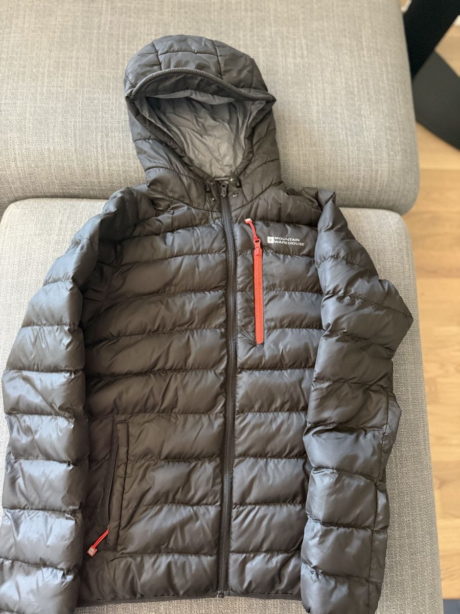 Giacche: Mountain Warehouse Puffer Jacket black size S used – Usato da Dübendorf venduto da zhe_69pd