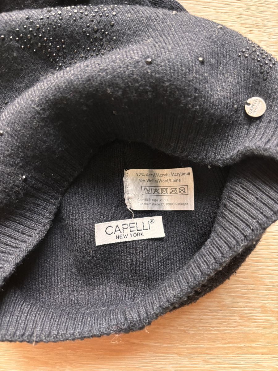 Hüte, Mützen & Caps: Strickmütze schwarz Capelli New York – Gebraucht aus Gwatt (Thun) von Bioethanol01 2