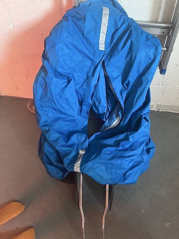 Ersatzteile: Römer jockey mit regenhülle – Gebraucht aus Eschlikon TG von ritschi90 1