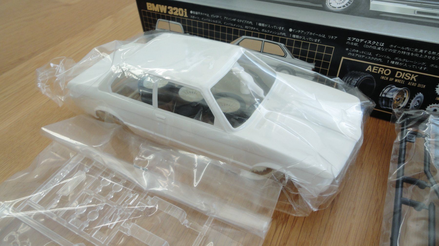 BMW Modellini d'auto: Fujimi 12091 BMW E21 320i 1:24 – Nuovo (secondo la descrizione) da Frümsen venduto da Malibu69 3