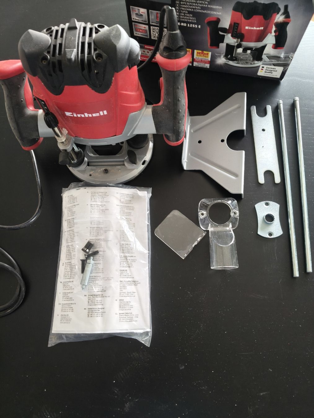 Einhell Tutte le macchine: Fraiseuse verticale Einhell TE-RO 1255 E - comme neuve – Nuovo (secondo la descrizione) da Biel/Bienne venduto da C10O75