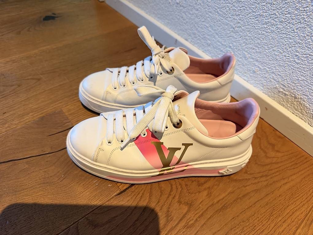 Scarpe da donna: Louis Vuitton Sneakers Gr. 38 – Usato da Adligenswil venduto da TST04