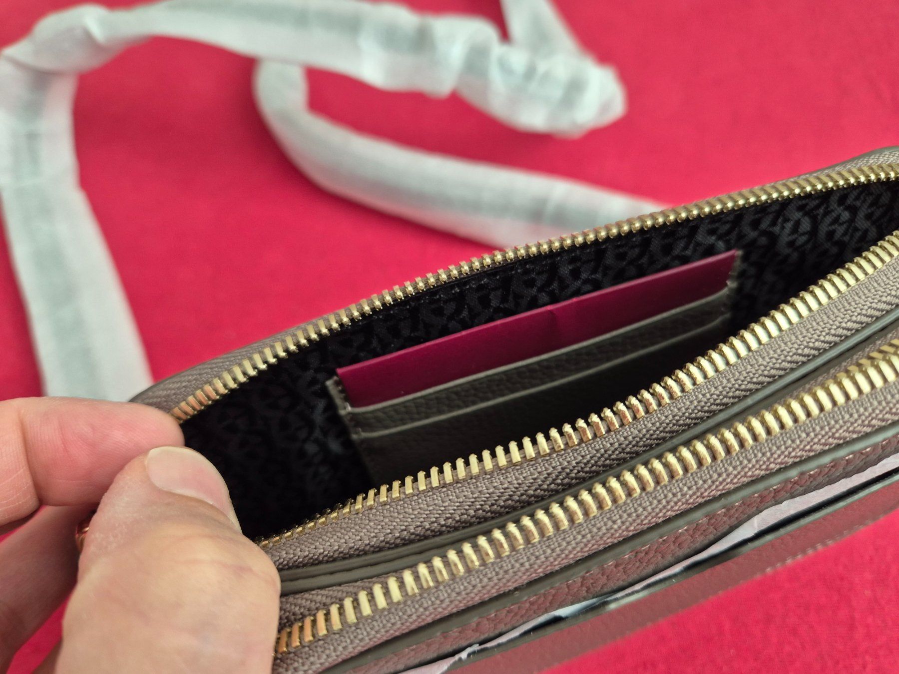 Aigner Borse da donna: Aigner Leder Handytasche Diadora – Nuovo (secondo la descrizione) da Dielsdorf venduto da Tombu 5