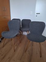 4 Stühle