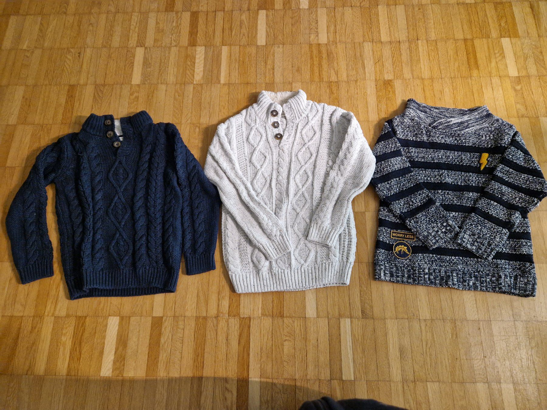 Maglioni & Felpe: 3x Pullover Gr.110 (Sfera) – Usato da Luzern venduto da Prusil 1