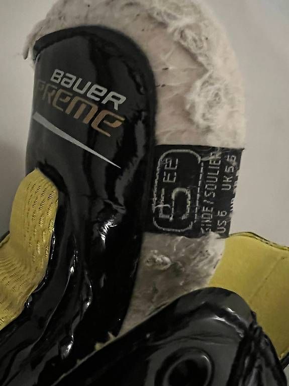 Bauer Schlittschuhe: Schlittschuhe Bauer Supreme S27 Grösse 38.5 – Gebraucht aus Arlesheim von SKA_4144 2