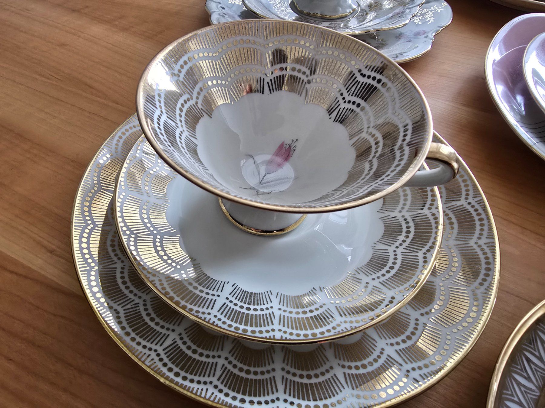Set di piatti: Geschirrset – Usato da Gossau SG venduto da Novaforte 1