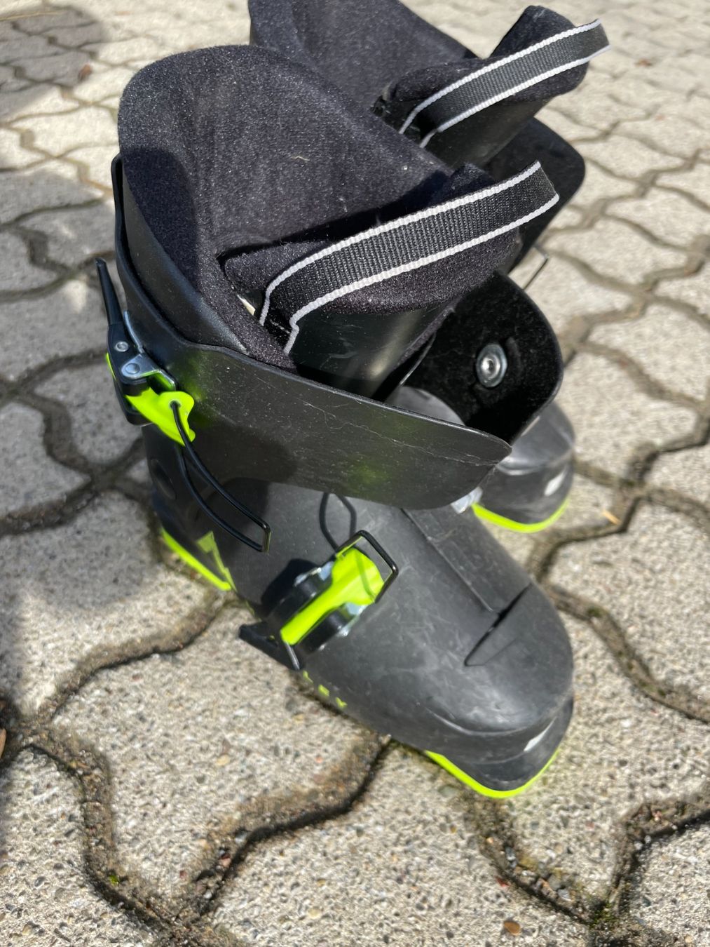 Mckinley Chaussures garçon: Kinderskischuhe – D'occasion à Watt par glini