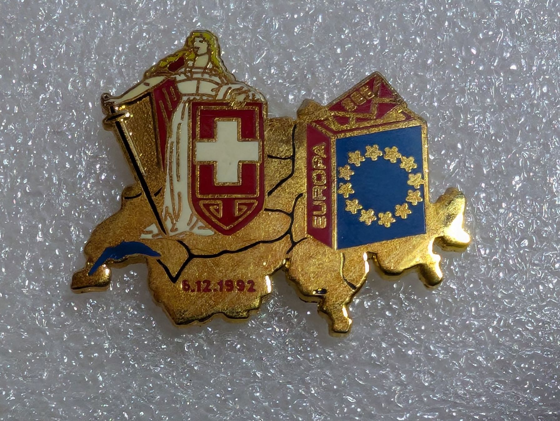 Plaquettes & Badges: Ansteckpin 247: Schweiz – D'occasion à Oppligen par Pin-Fall-Shop