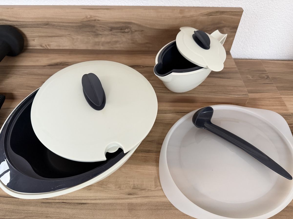Tupperware Behälter & Ähnliches: Tupperware Thermo-Duo-Set beige anthrazit, gebraucht – Gebraucht aus Emmetten von bew_fnj5