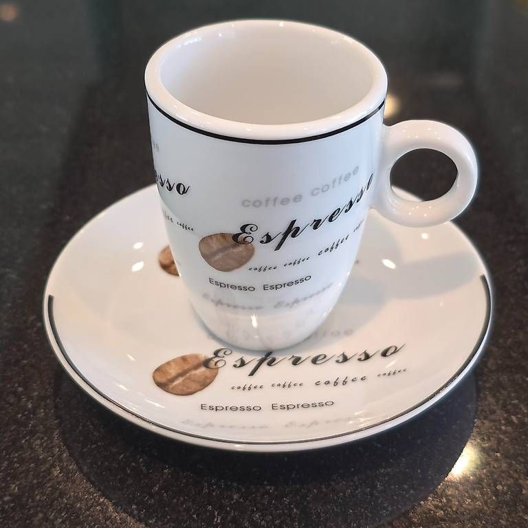 Tazze: Espressotasse mit Unterteller, 4 Sets – Usato da Pfeffingen venduto da rov_9frp