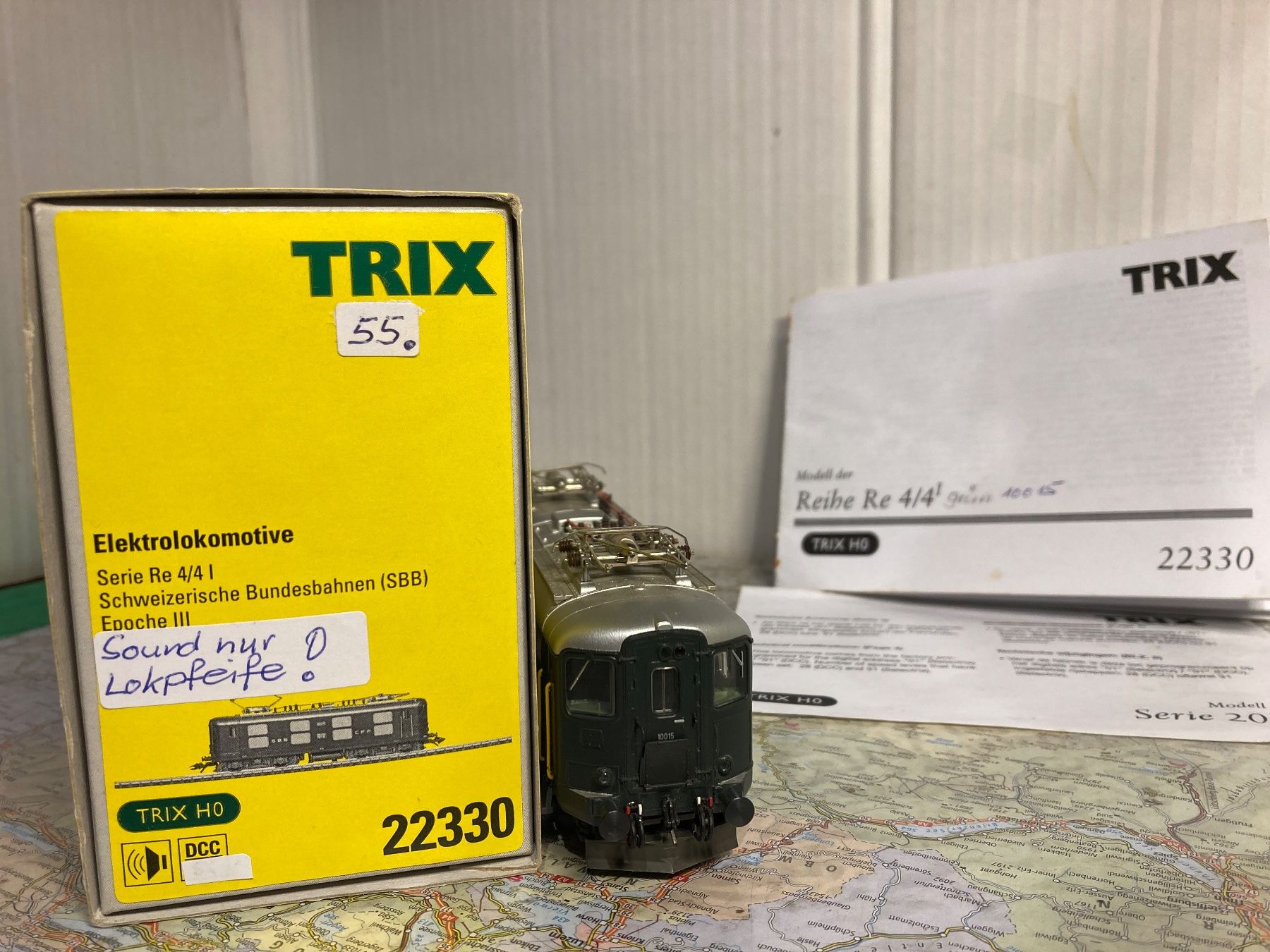 Trix Trains électriques: Schweizer Post Zug Herba mit Trix Re 4/4 I HO DCC – D'occasion à Jona par Bra-Aug 1