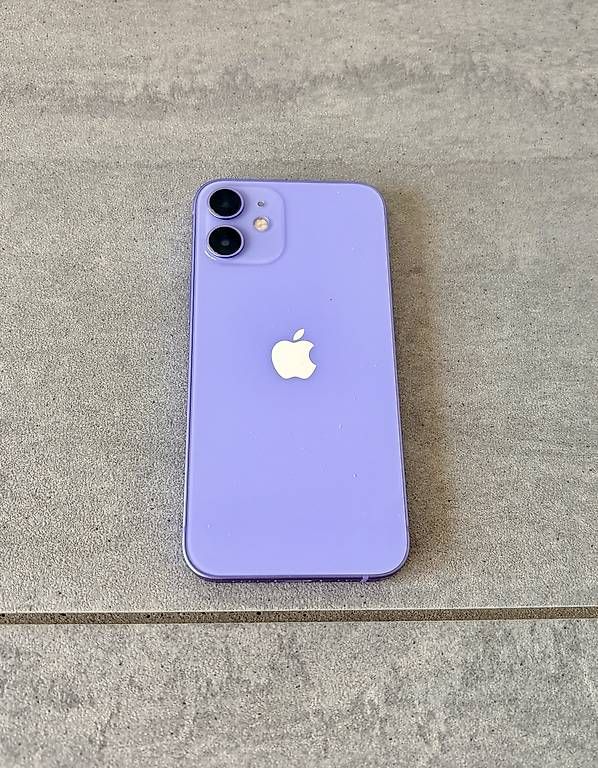Telefoni cellulari / Smartphones: Apple iPhone 12 mini – Usato da Rümlang venduto da ChKoeln81