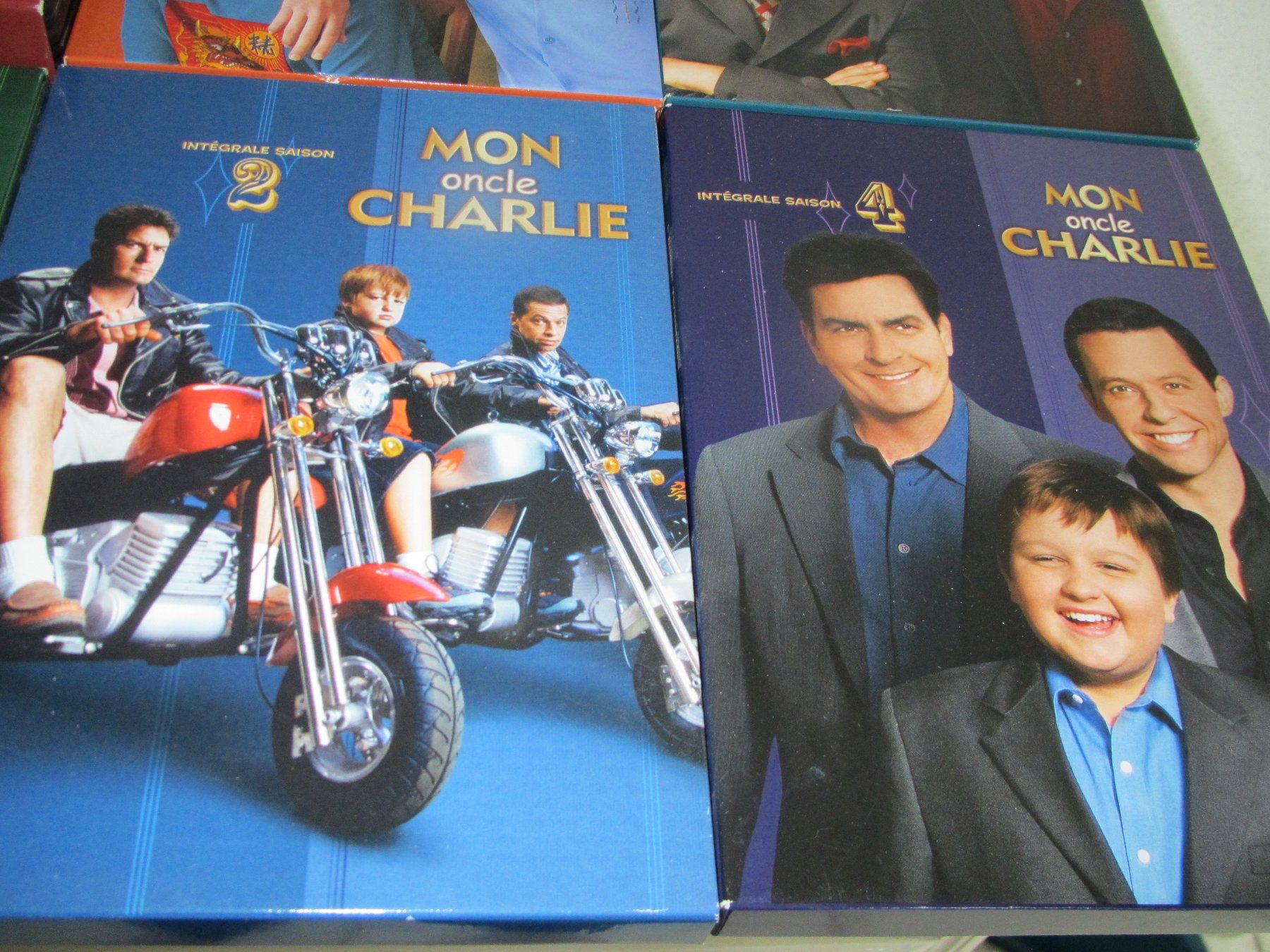 Tutti i DVDs: 10 DVD MON ONCLE CHARLIE – Usato da Murten venduto da Selliot 3