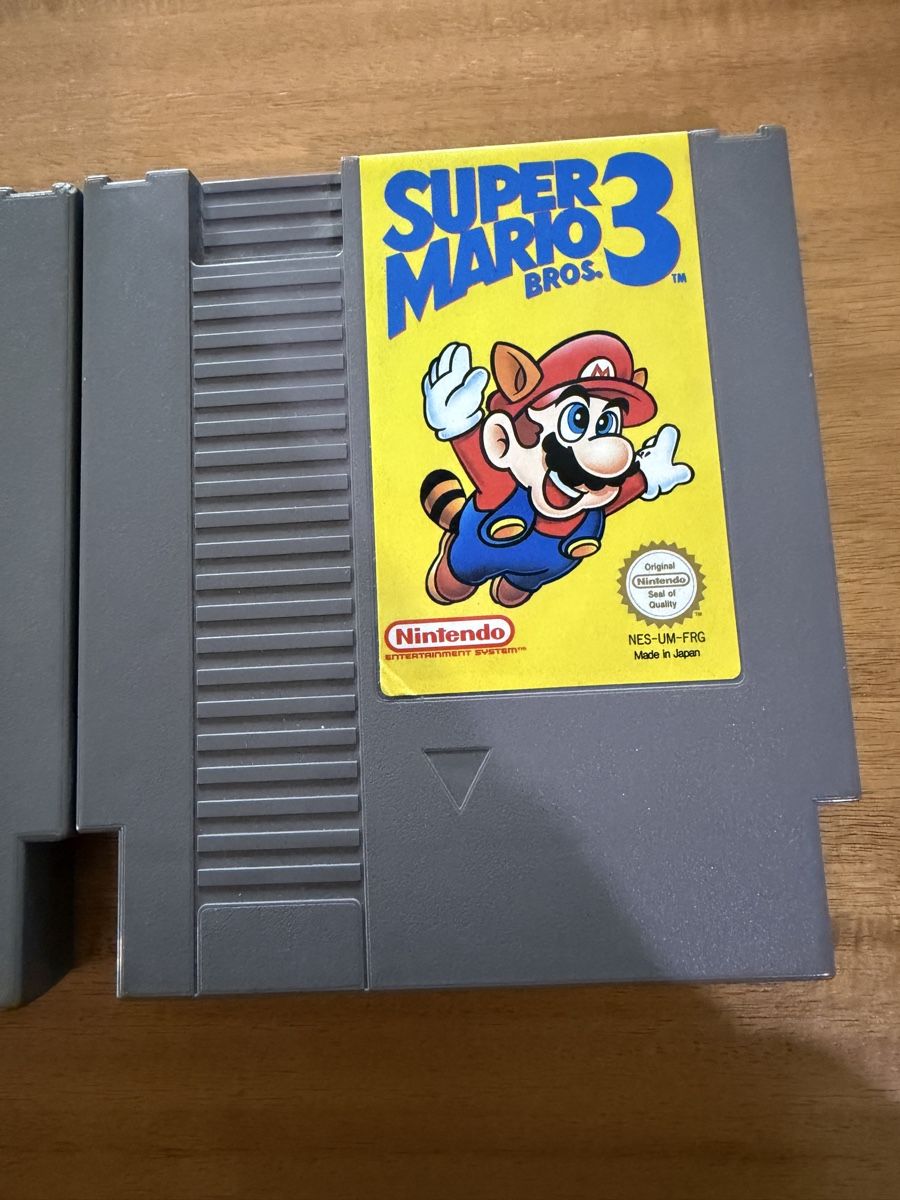 Nintendo Giochi: Super Mario Bros 1 / 2 / 3 - NES – Usato da Solothurn venduto da Luckyytee 4