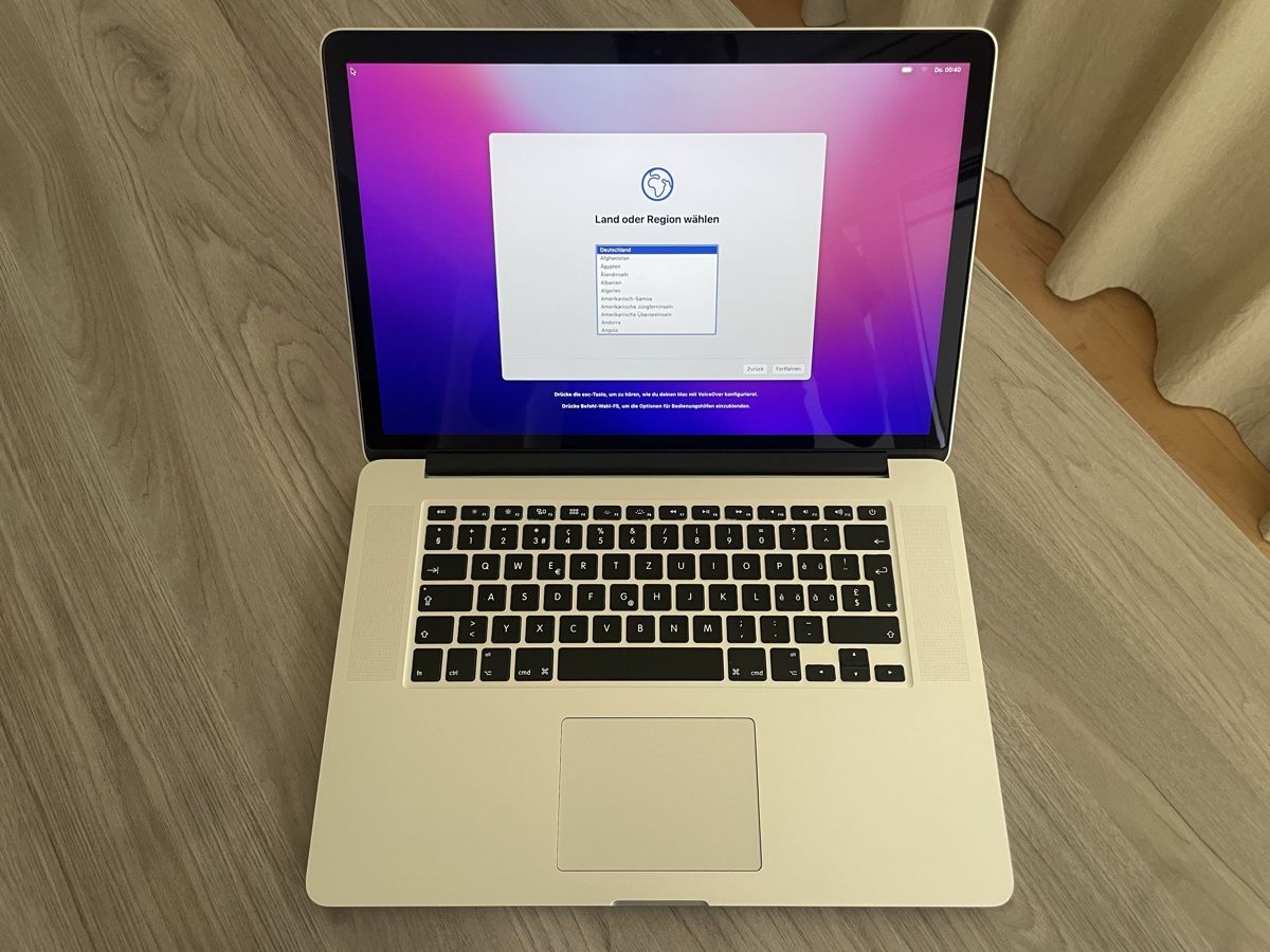 Apple Notebook: Apple Macbook Pro 15“, Mid 2015 – Usato da Luzern venduto da MaSt_808