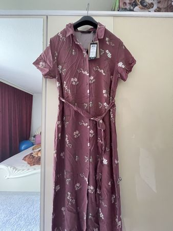 Neues wunderschönes Kleid  (Vero Moda)