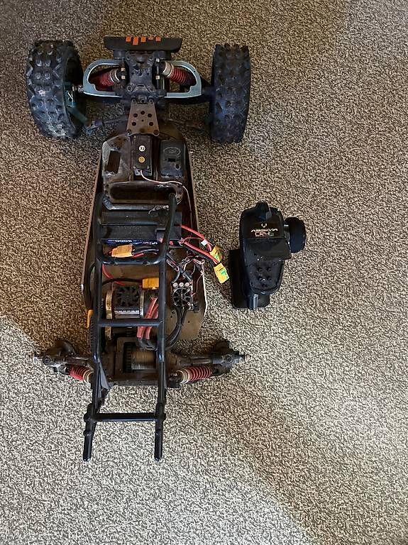 RC Kits de montage: rc Auto – D'occasion à Goldiwil (Thun) par yan_ln5z