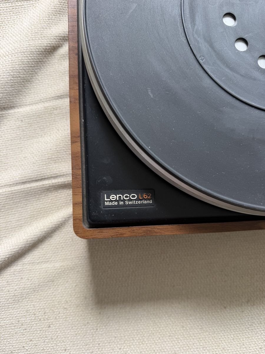 Lenco Tourne-disques: Lenco L62 Turntable Belt-Drive  – D'occasion à Olten par mat_78x9 2