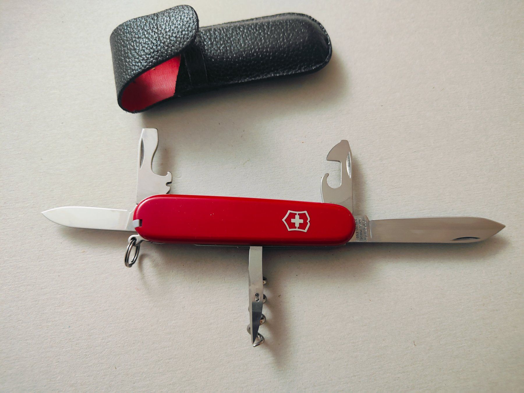 Victorinox Coltelli tascabile: Victorinox Offiziersmesser Rot – Usato da Olten venduto da Mezopotamya 2