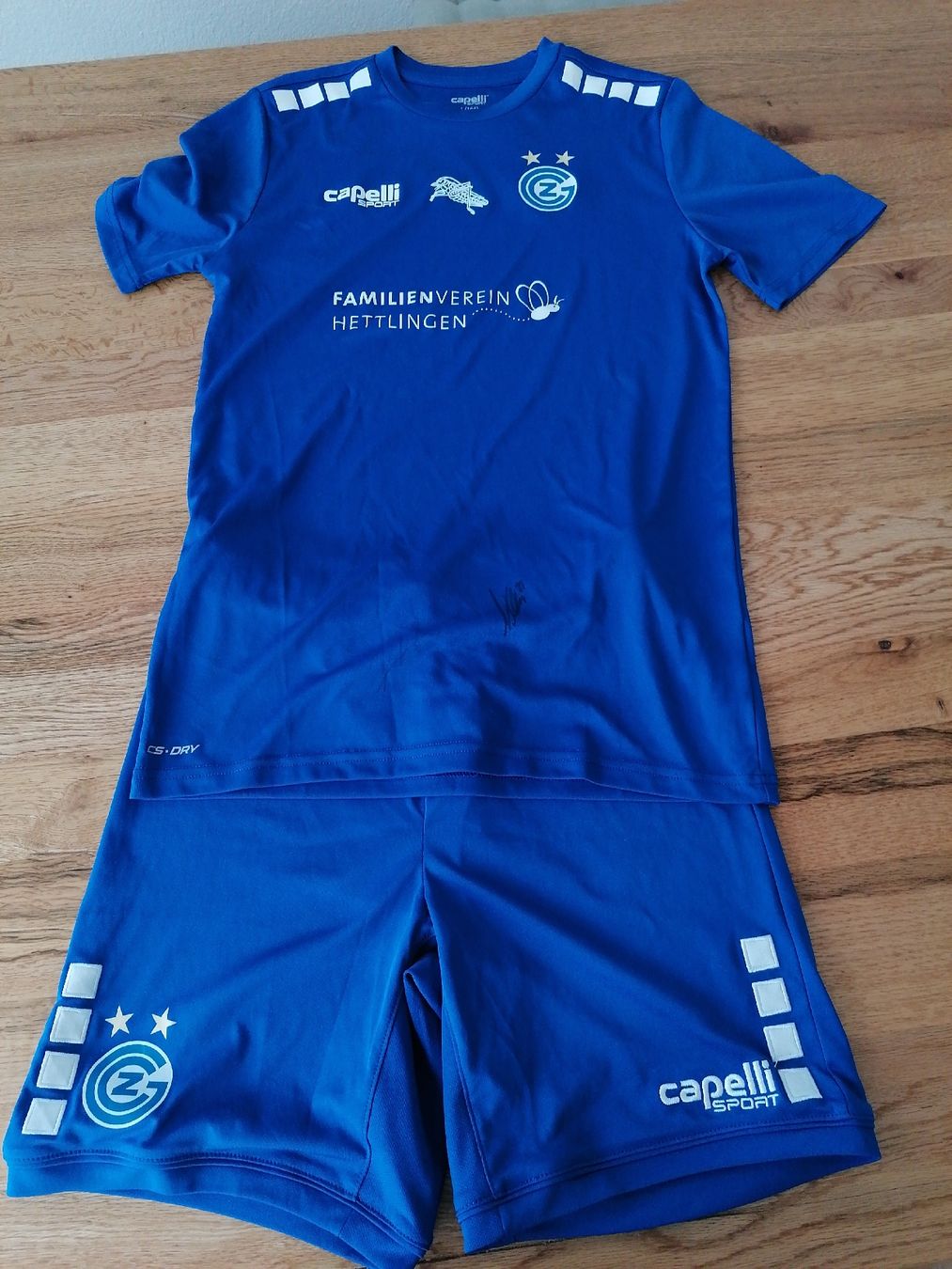 Grasshopper Canottiere & Pantaloni: Fussball Tricot Gr. 164 – Usato da Hettlingen venduto da CaroliR