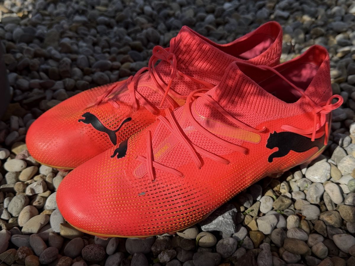 Puma Chaussures hommes: Fussballschuhe Puma Future Grösse 40  – D'occasion à Mosnang par Dojajolele
