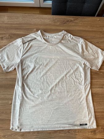 Kalenji Sport T-Shirt, Top Zustand, schnell trocknend!