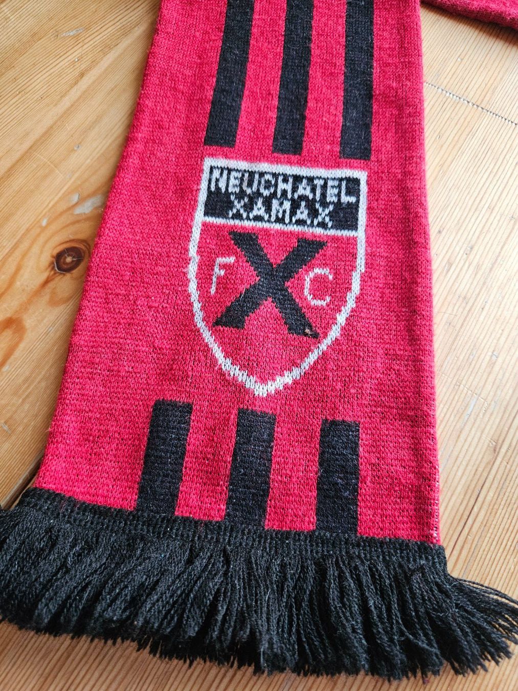 Foulard & Sciarpe: Neuchatel Xamax Fan Schal Neuenburg – Usato da Hägglingen venduto da United-Village-Trade 1