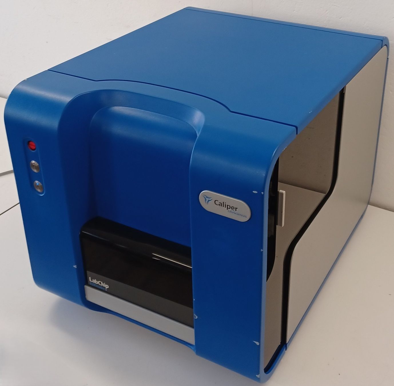 Accessori da laboratorio: Caliper LabChipEZ Reader II Automated Electrophoresis System – Difettoso da Niederdorf venduto da LeptonAG_Labor